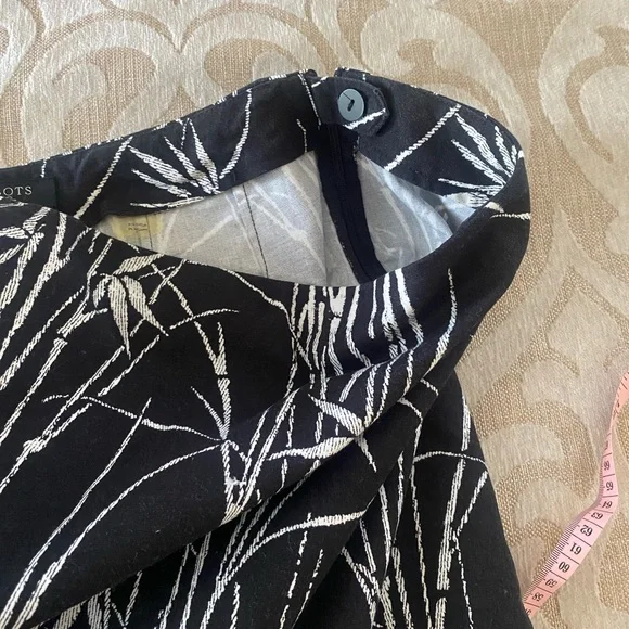 Talbots Petite 4 Black Bamboo Print A-Line Skirt | Chic European Style - Picture 7 of 10